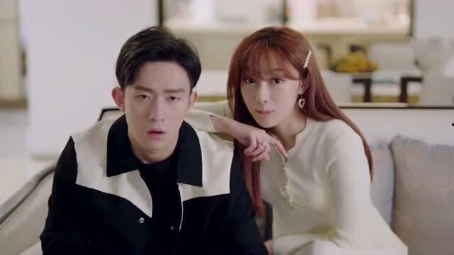 吃瓜情侣视频电话,吃瓜情侣视频电话甜蜜互动大揭秘